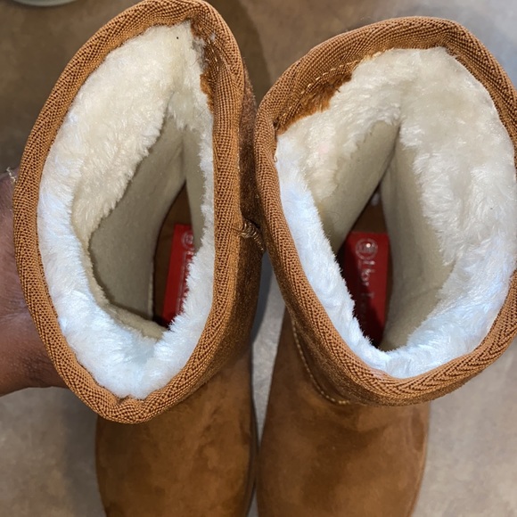 ❗️SOLD❗️GIRLS BOOTS🐻🤎 - Picture 2 of 5